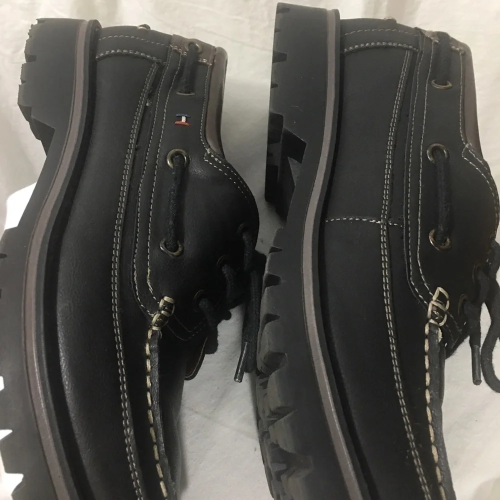 TOMMY Hilfiger Men’s Shoes, Casual Lace Up Size 10